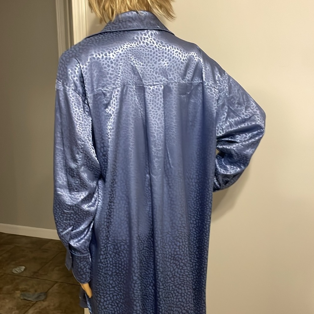 Vada Winter Robe - Picture 4 of 7